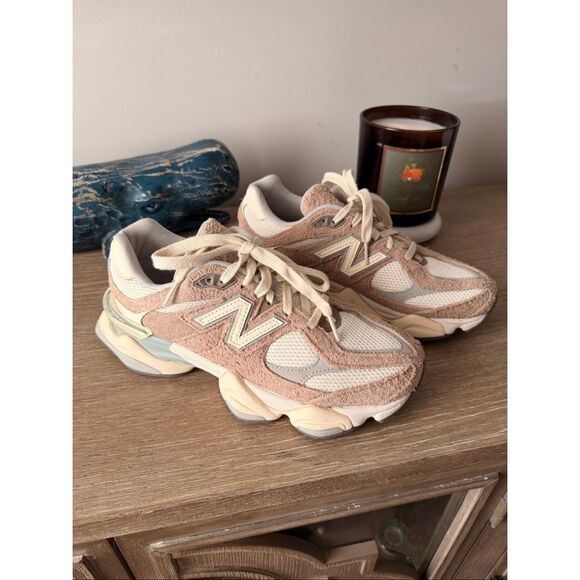 New Balance 9060 Sneakers in Driftwood Size M7/W8.5 - Picture 2 of 10